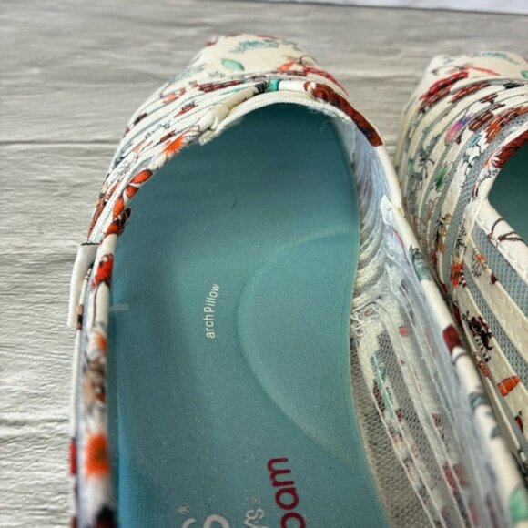 Skechers BOBS Women's Plush-Daisy Darling Sheer Panel Floral Slip Ballet Flat - Picture 9 of 15